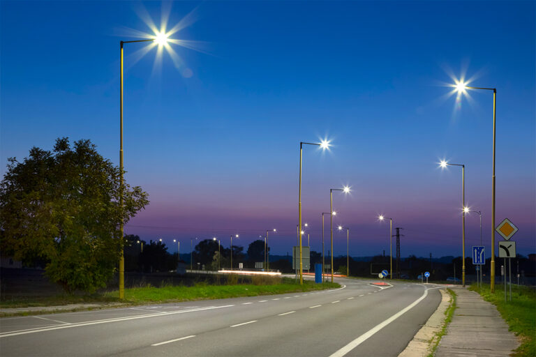 Shining Light on Efficiency and Safety: The Advantages of LED Parking Lot Lights